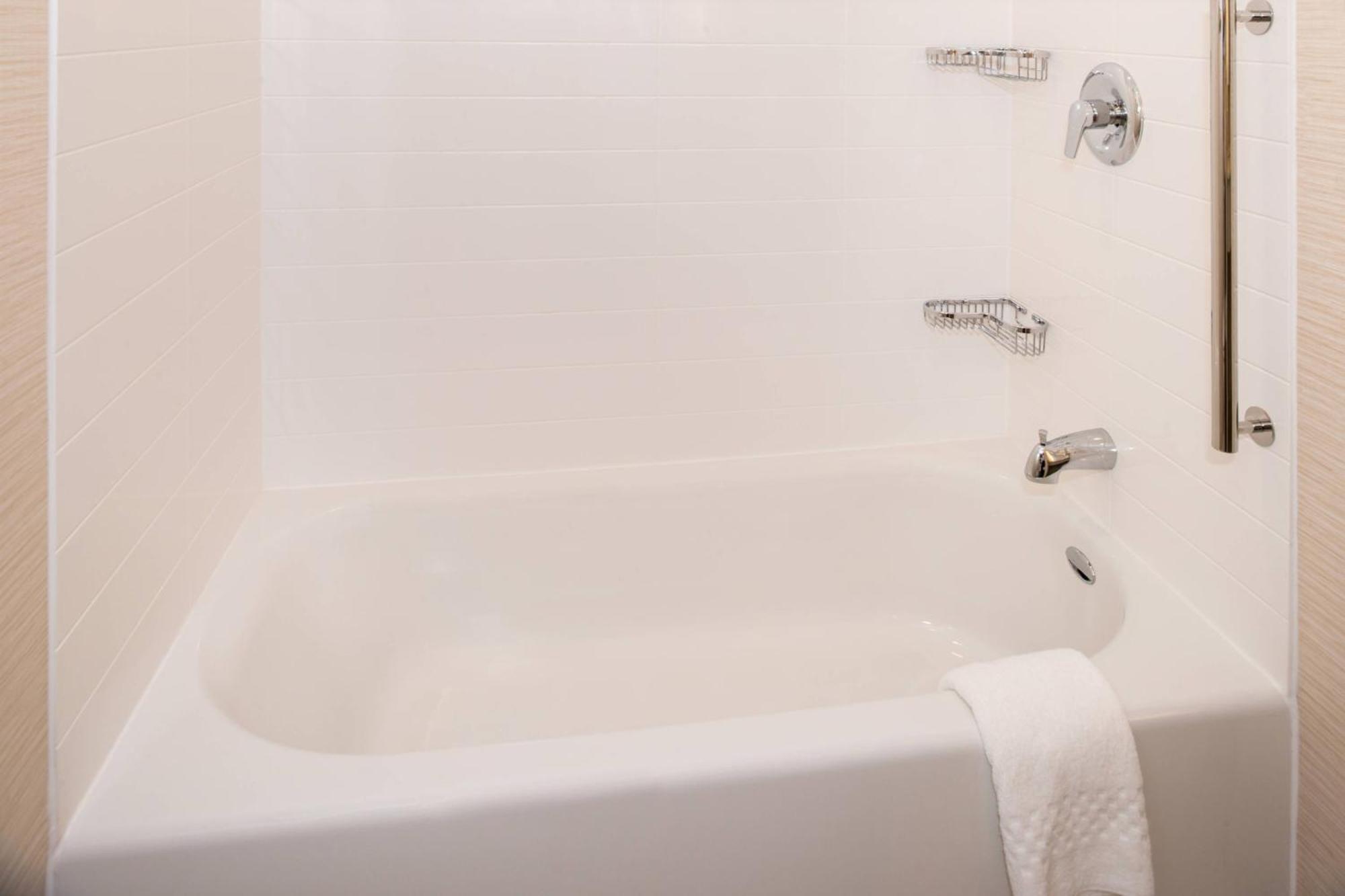 Fairfield Inn & Suites By Marriott Akron Stow Екстер'єр фото