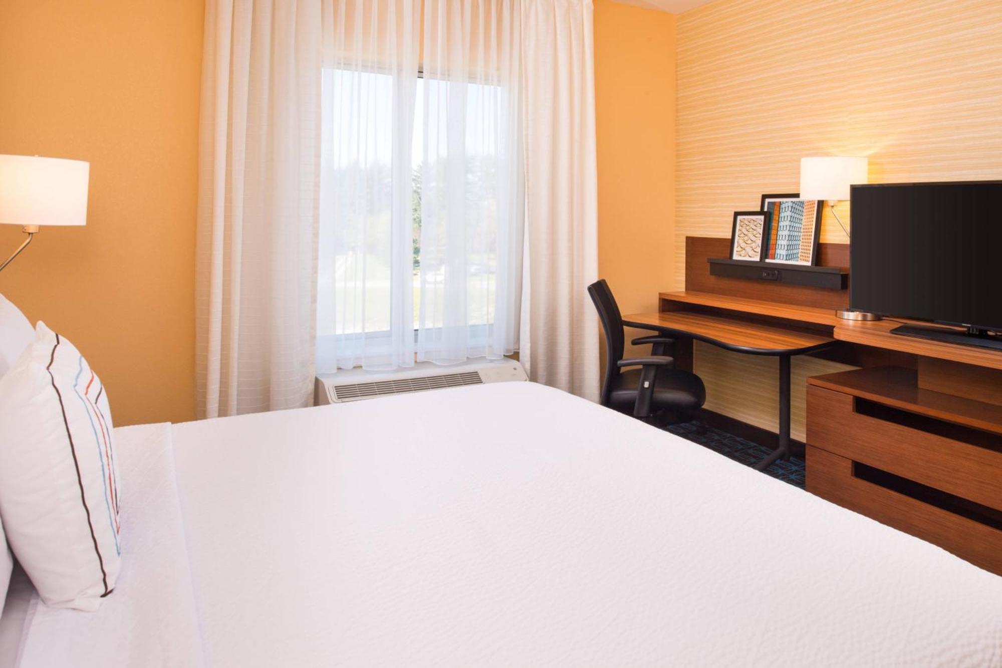 Fairfield Inn & Suites By Marriott Akron Stow Екстер'єр фото
