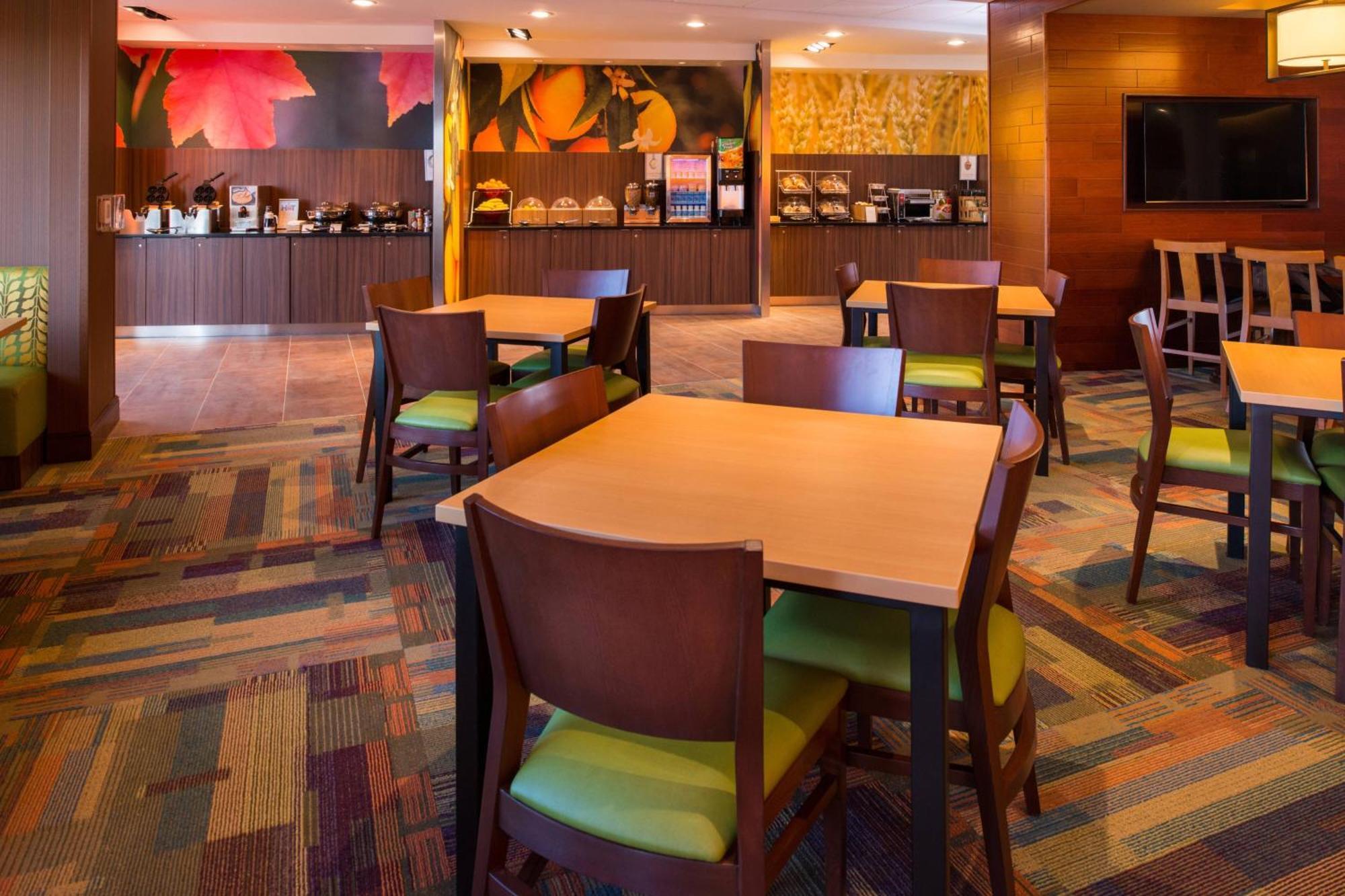 Fairfield Inn & Suites By Marriott Akron Stow Екстер'єр фото