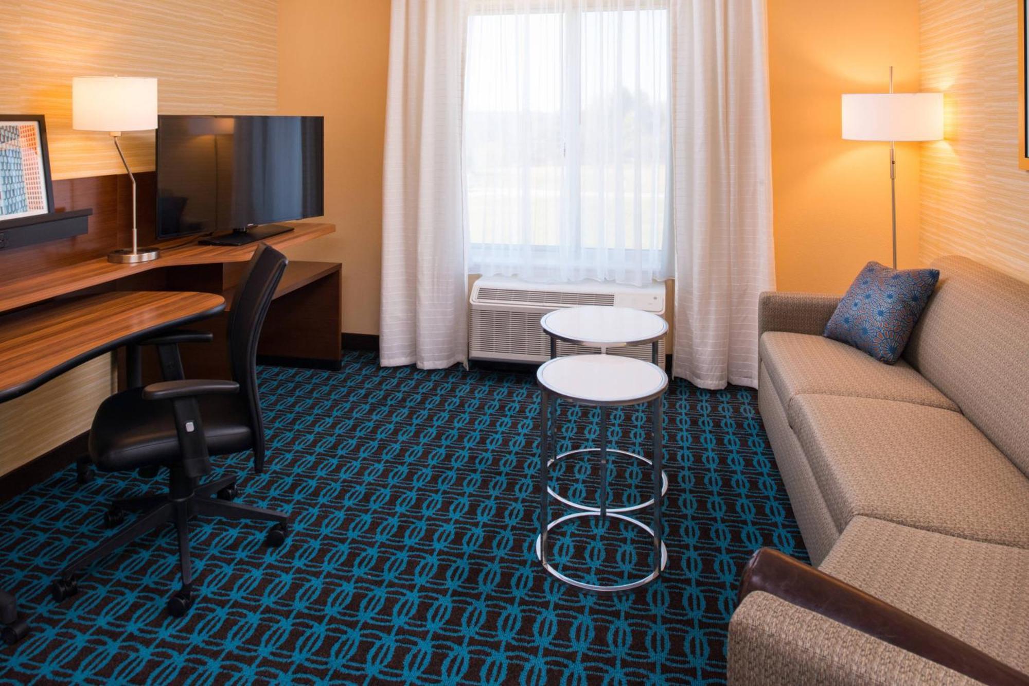 Fairfield Inn & Suites By Marriott Akron Stow Екстер'єр фото